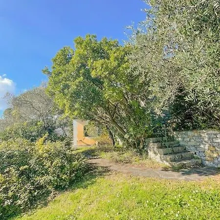 וילה Casetta Con Giardino E Depandance *
